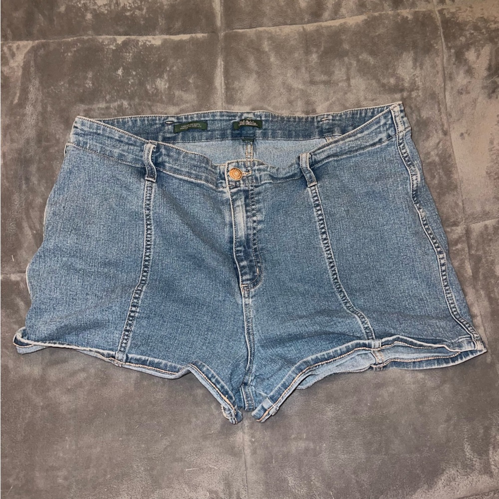 🎉HP🎉 Wild Fable Size 17 Super Rise Light-Wash Jean Shorts Great Condition